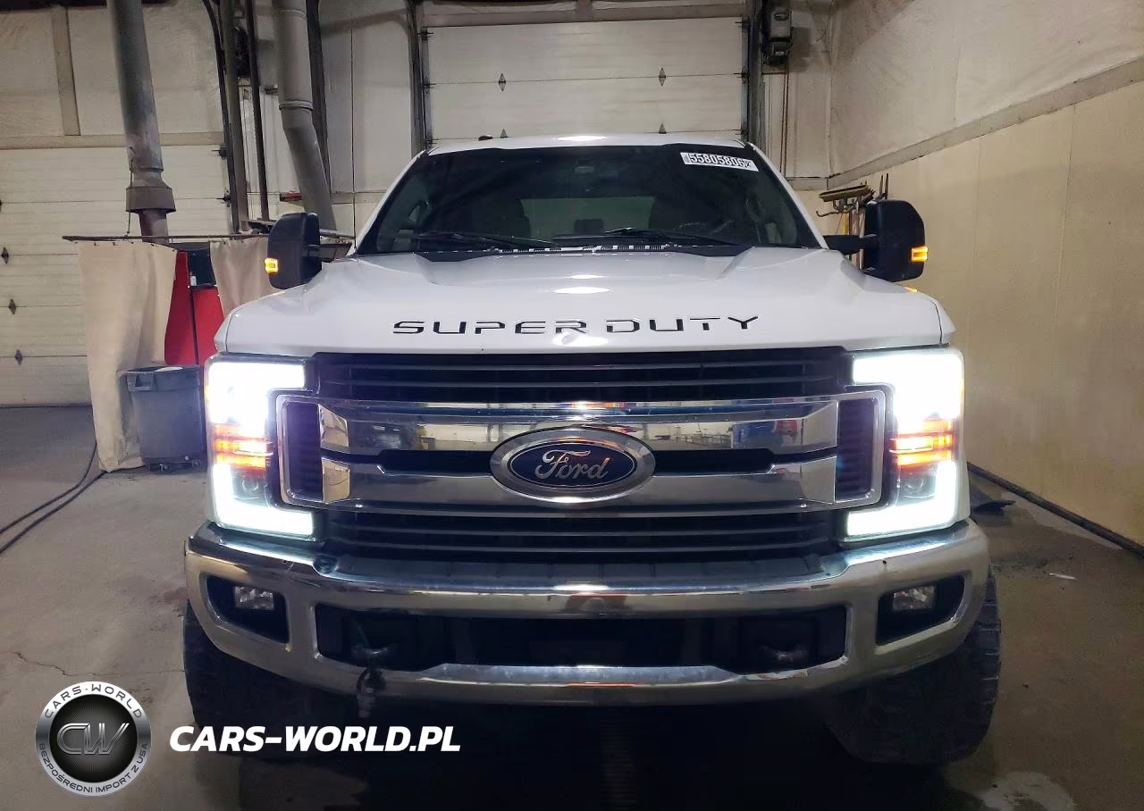 2017 Ford F350 Super Duty VIN:1FT8W3BT2HEE37989 - 5