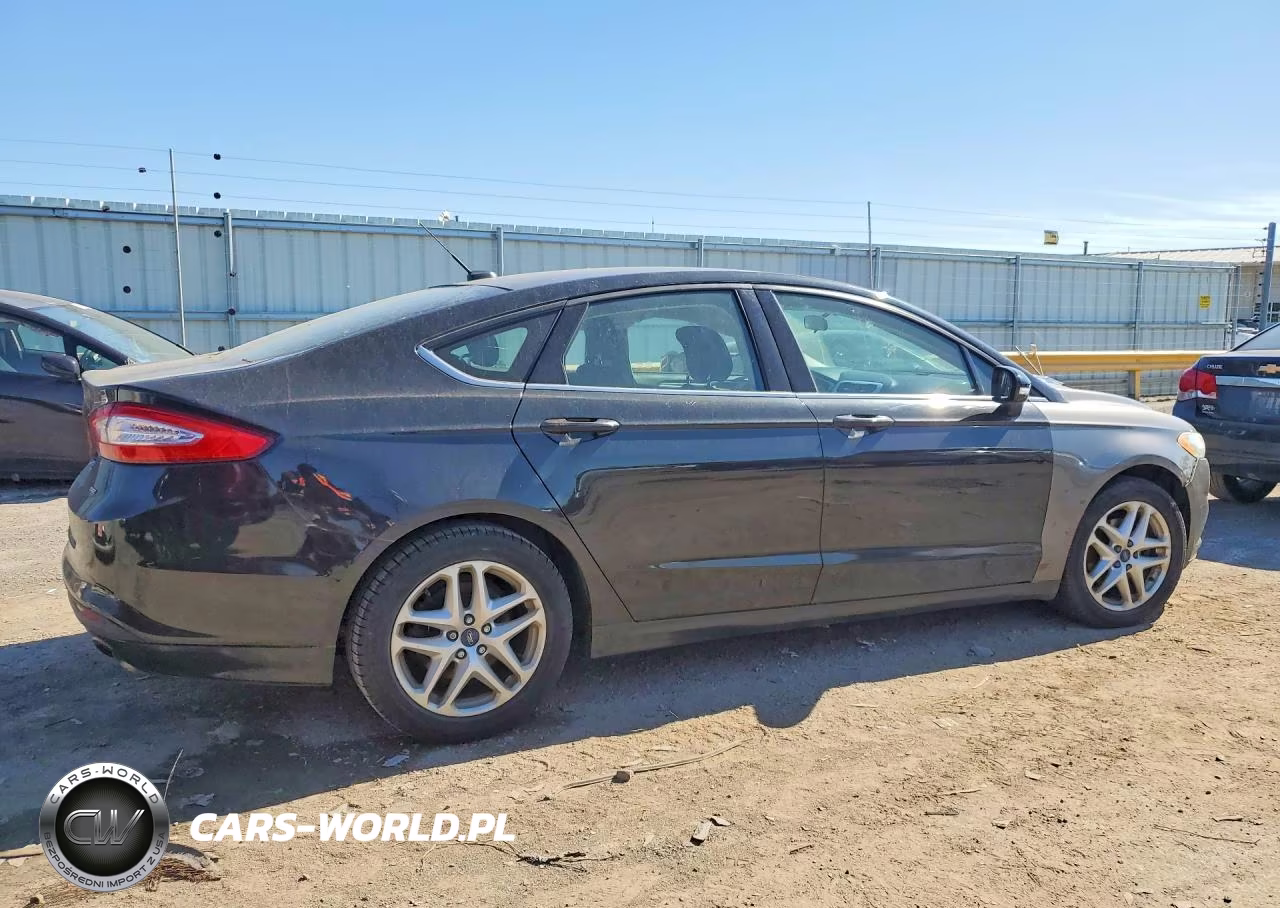 2014 Ford Fusion Se VIN:1FA6P0H7XE5401949 - 3