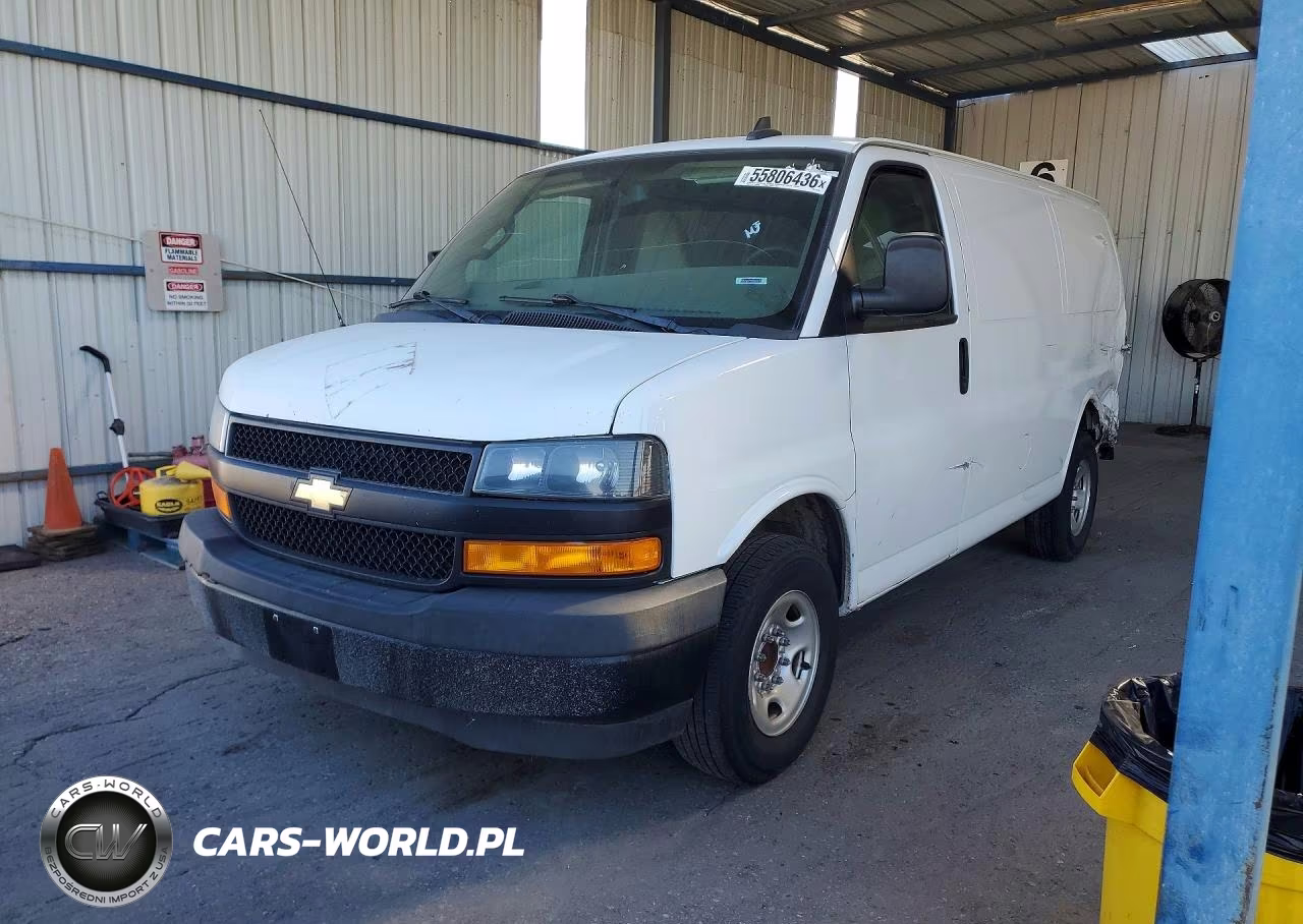 2018 Chevrolet Express G2500 VIN:1GCWGAFG6J1345626 - 1