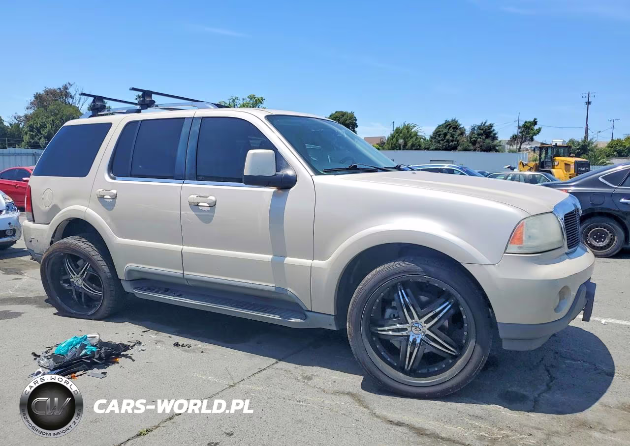2005 Lincoln Aviator VIN:5LMEU88H85ZJ18991 - 4