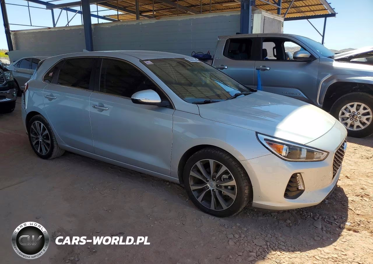 2018 Hyundai Elantra Gt Base VIN:KMHH35LE2JU024112 - 4
