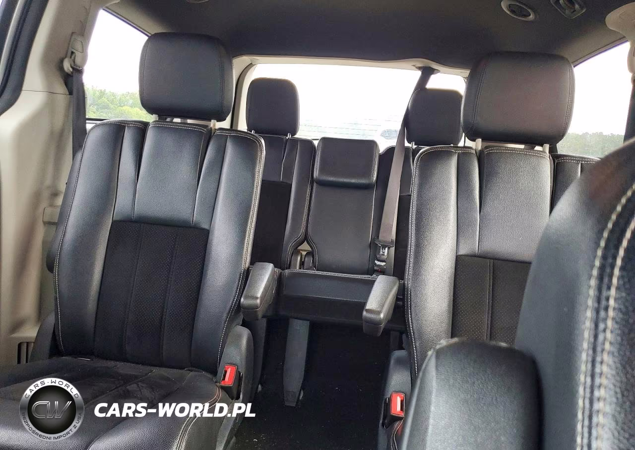 2017 Dodge Grand Caravan Sxt VIN:2C4RDGCG5HR755708 - 10
