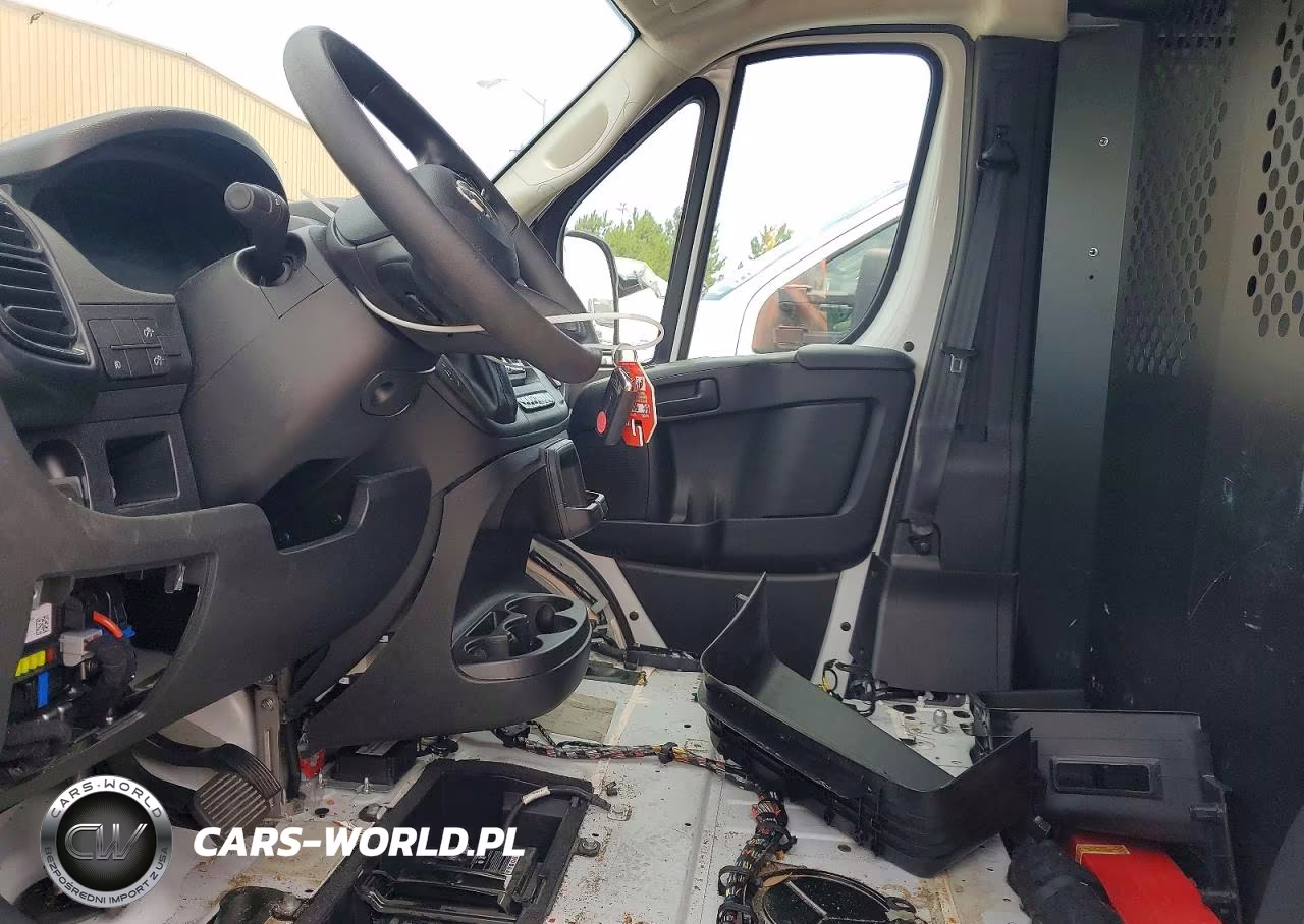 2025 Ram Promaster 2500 2500 Standard VIN:3C6LRVVG6SE538239 - 7