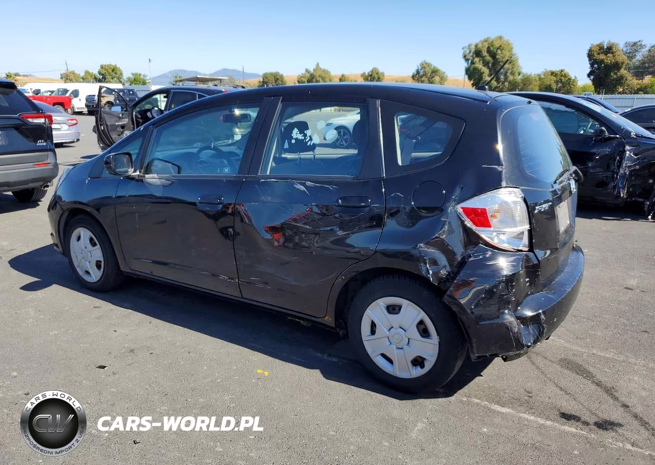 2013 Honda Fit VIN:JHMGE8H32DC025580 - 2