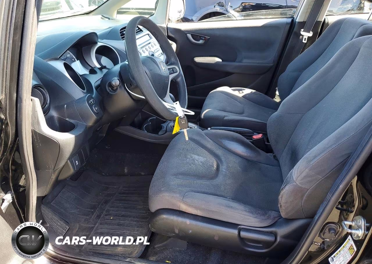2013 Honda Fit VIN:JHMGE8H32DC025580 - 7