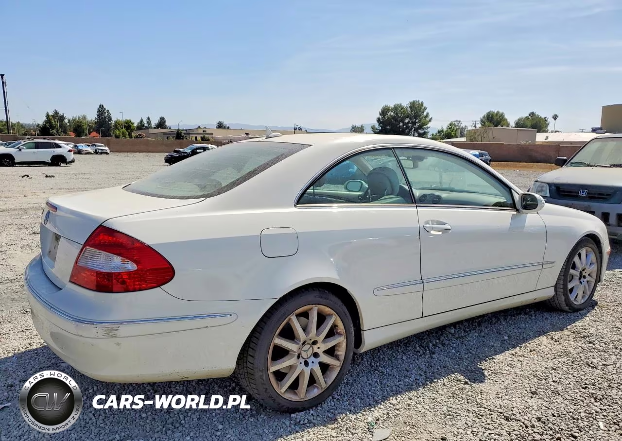 2007 Mercedes-Benz Clk 350 VIN:WDBTJ56H17F221150 - 3