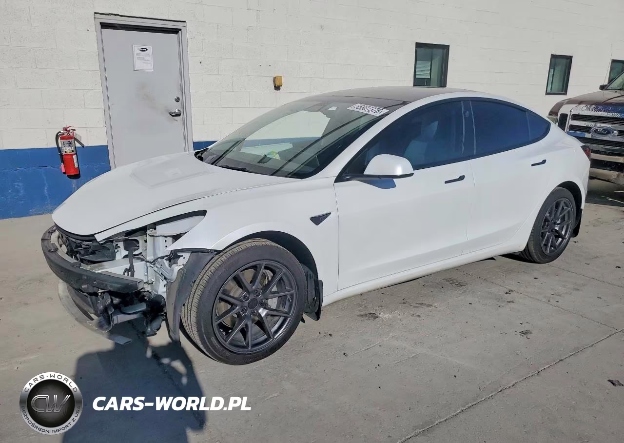2022 Tesla Model 3 – zdjęcie 1 z 13