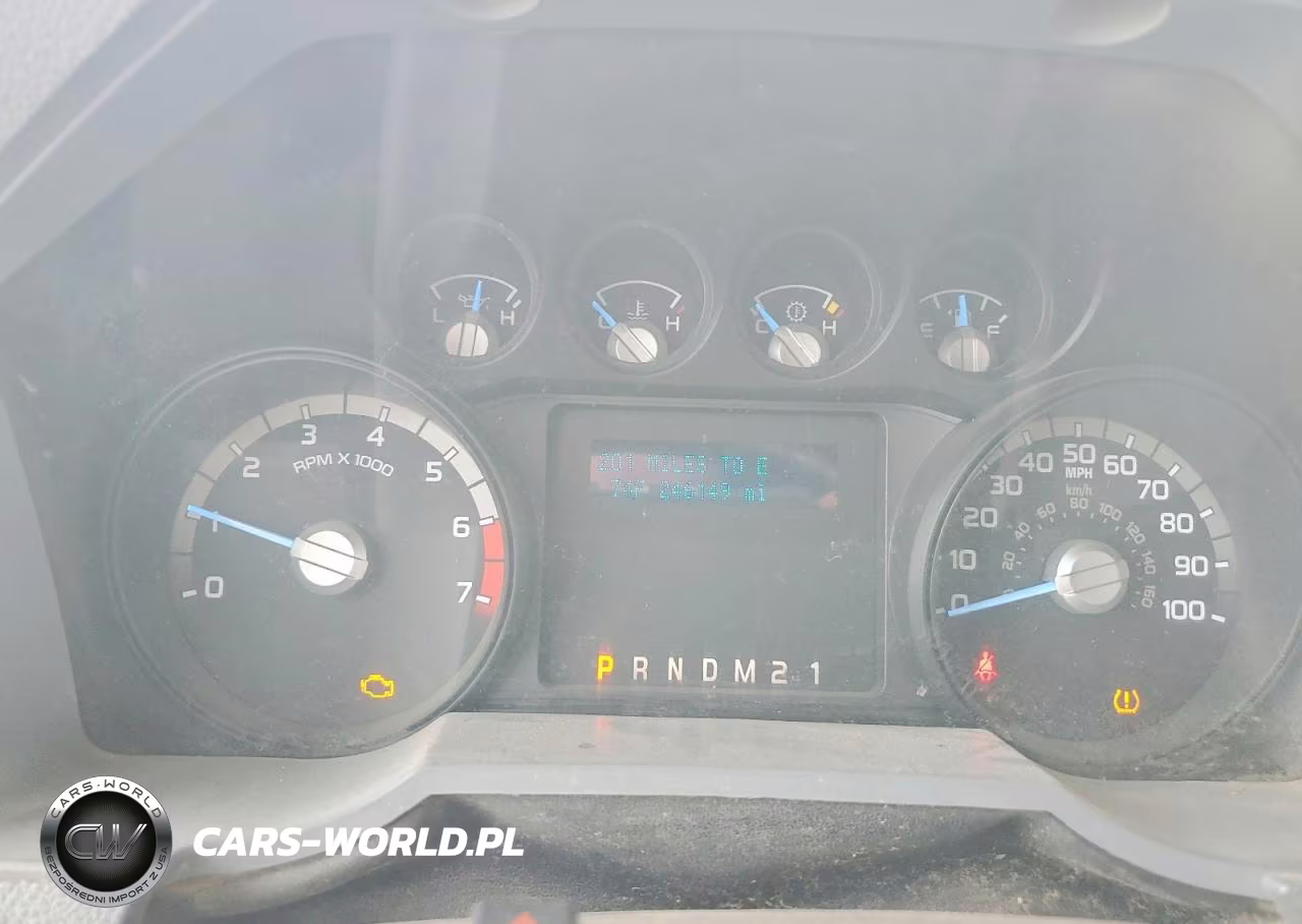 2012 Ford F250 Super Duty VIN:1FT7X2B67CEC35297 - 9