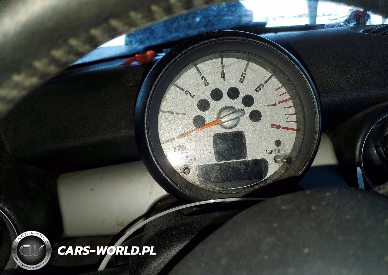 2013 Mini Cooper VIN:WMWSU3C58DT690152 - 9