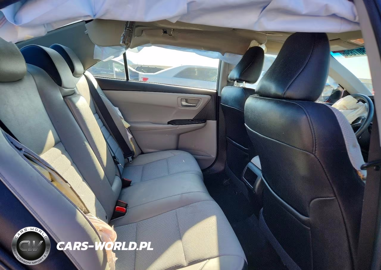 2017 Toyota Camry Se VIN:4T1BF1FK0HU673330 - 10