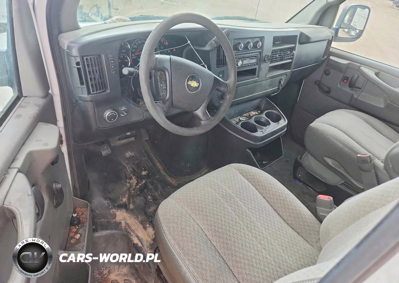 2014 Chevrolet Express G3500 Delivery Truck VIN:1GB0G2BAXE1200693 - 8
