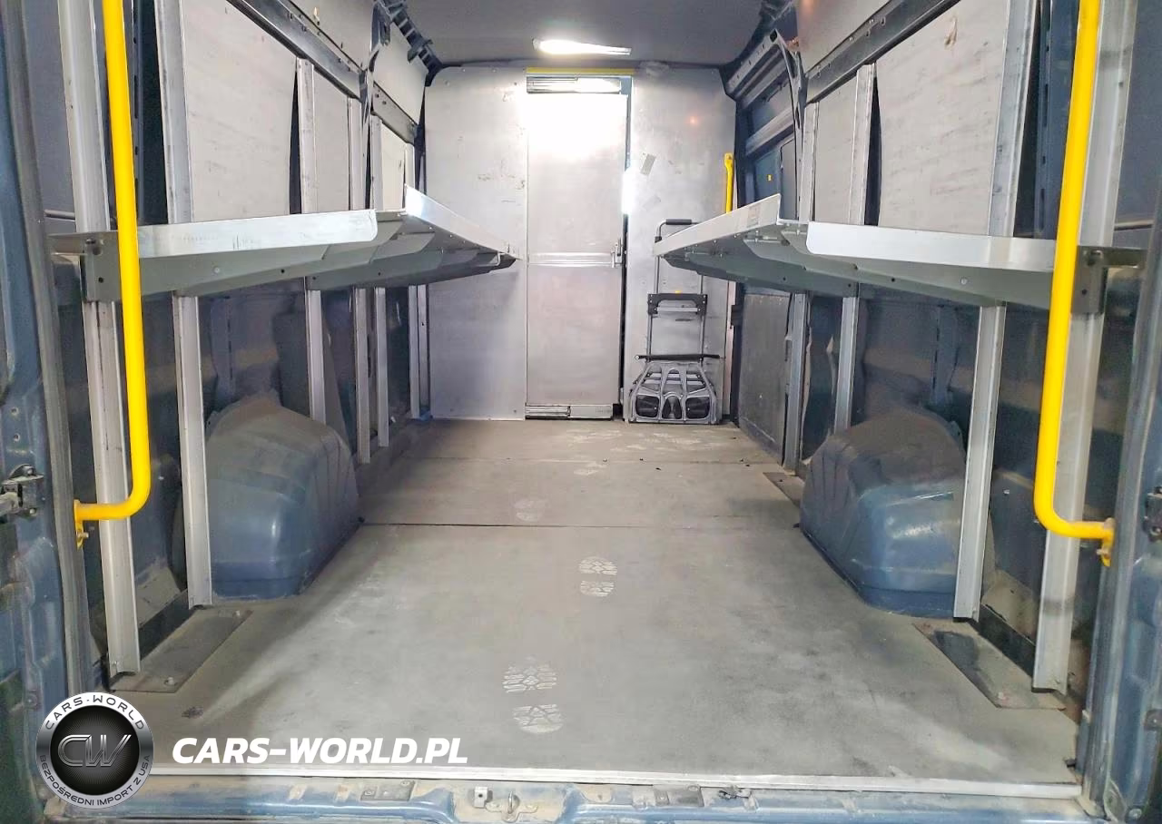 2020 Ram Promaster 3500 Delivery Van VIN:3C6URVJG6LE128858 - 10