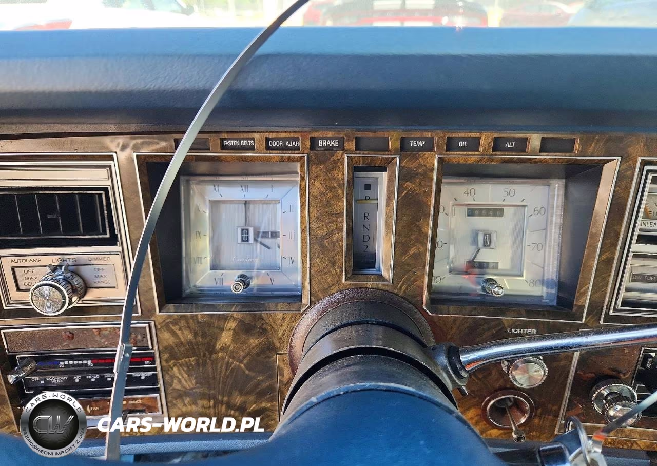 1977 Lincoln Mark V VIN:7Y89A943799 - 10