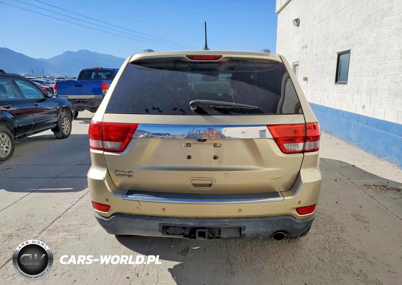 2011 Jeep Grand Cherokee Limited VIN:1J4RR5GGXBC557717 - 6