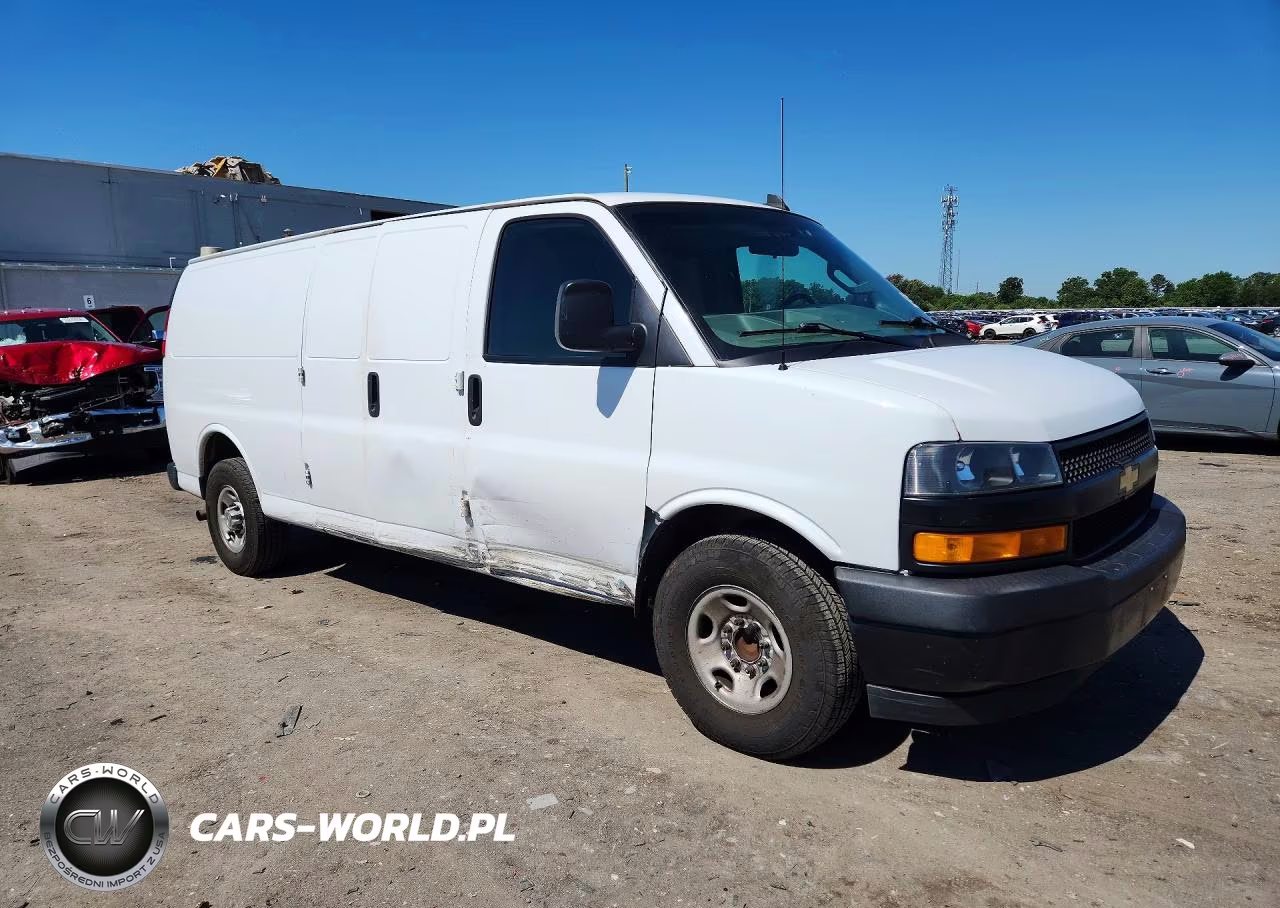 2019 Chevrolet Express G2500 VIN:1GCWGBFG0K1322964 - 4
