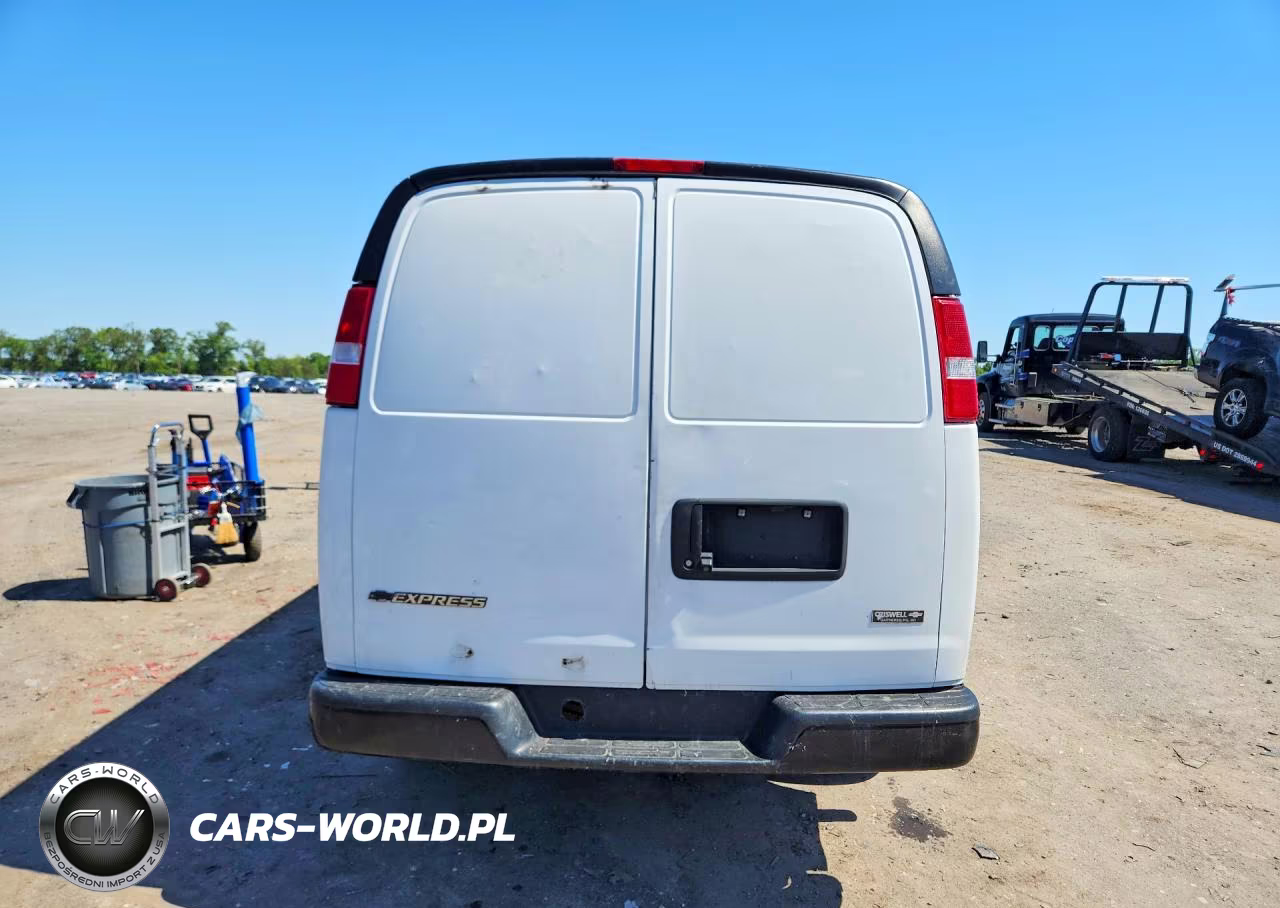 2019 Chevrolet Express G2500 VIN:1GCWGBFG0K1322964 - 6