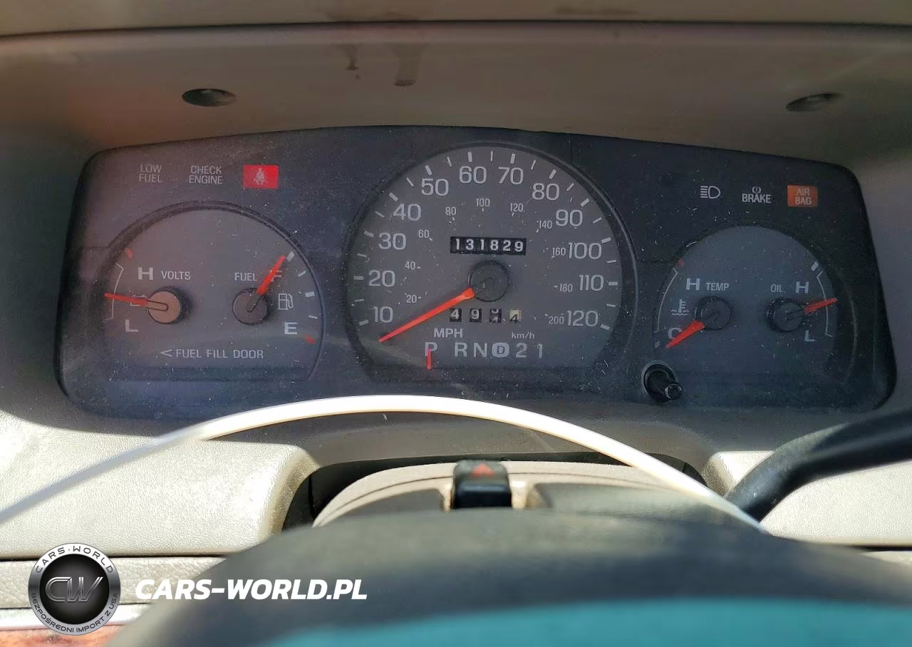 2000 Mercury Grand Marquis Gs VIN:2MEFM74W0YX745848 - 9
