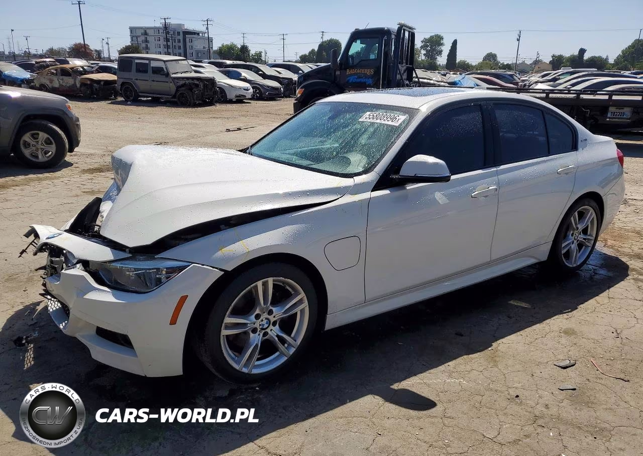 2018 BMW 330E
