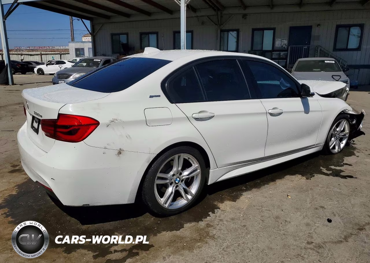 2018 BMW 330E VIN:WBA8E1C56JA762677 - 3