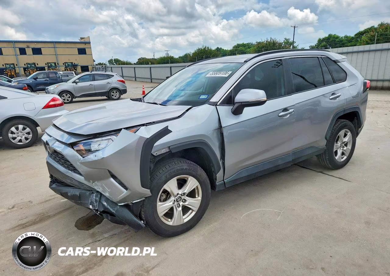 2020 Toyota Rav4 Xle – zdjęcie 1 z 13