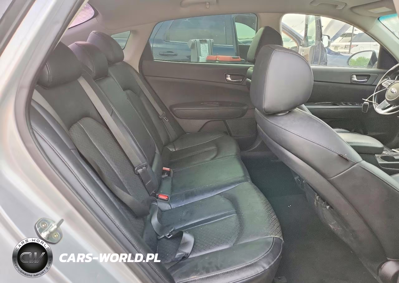 2019 Kia Optima Ex VIN:5XXGU4L18KG302989 - 10
