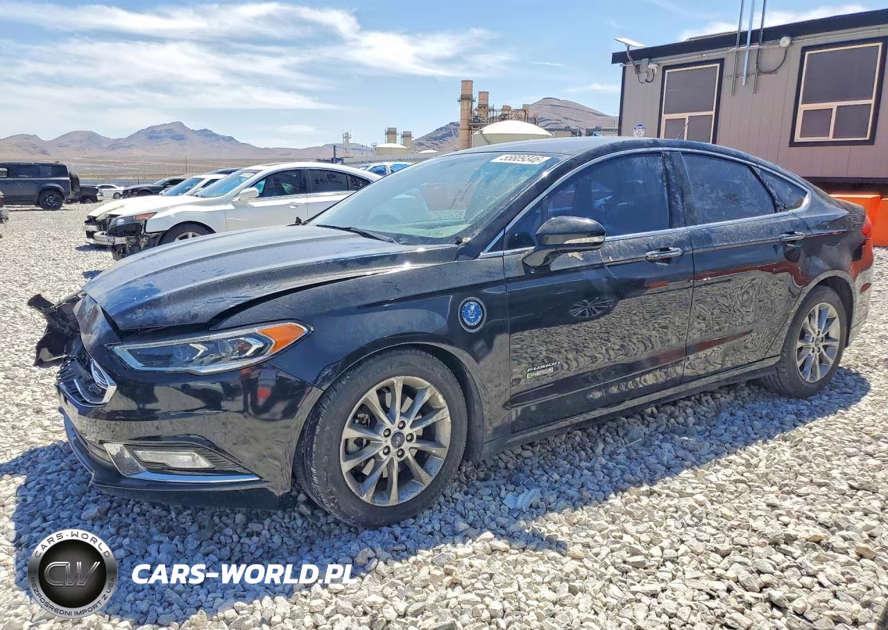 2017 Ford Fusion Titanium Phev – zdjęcie 1 z 12