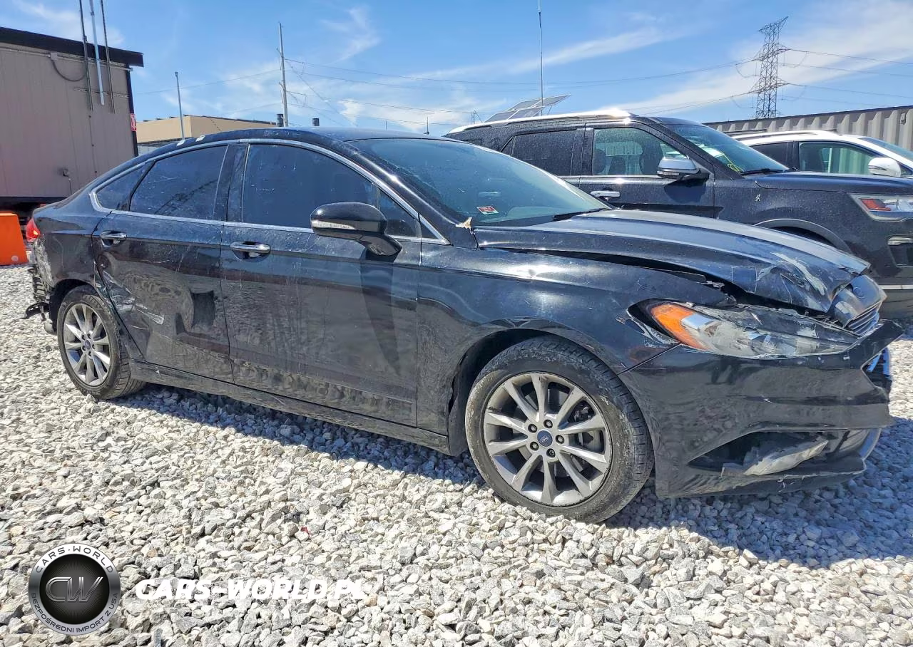 2017 Ford Fusion Titanium Phev VIN:3FA6P0SU2HR209828 - 4