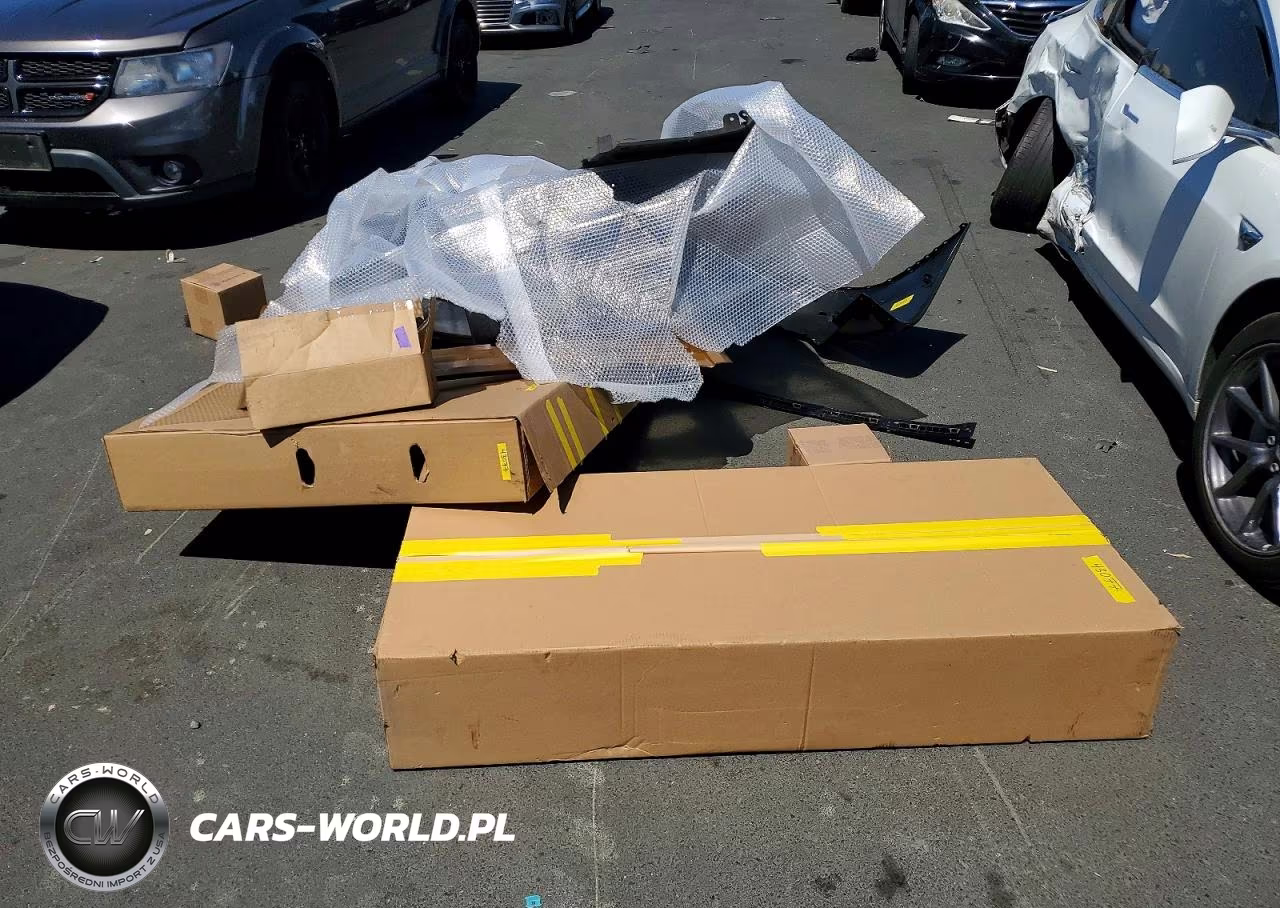 2019 Tesla Model S VIN:5YJSA1E25KF305732 - 12