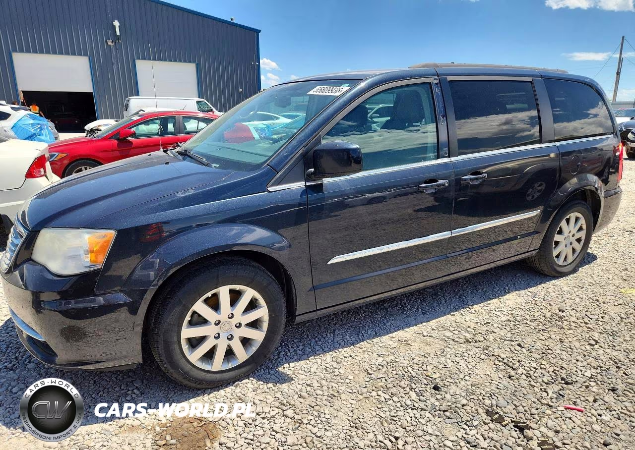 2014 Chrysler Town & Country Touring