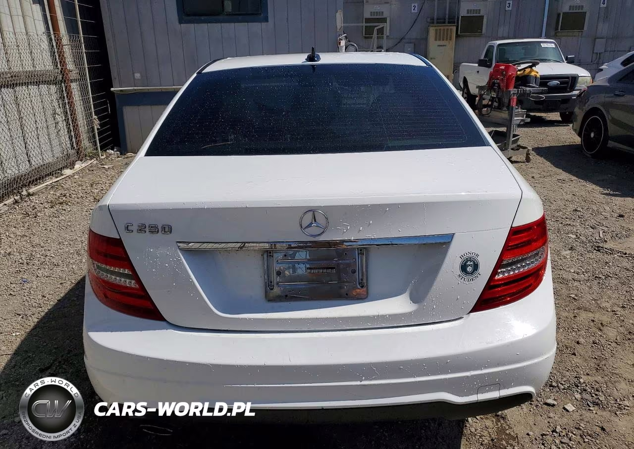 2014 Mercedes-Benz C 250 VIN:WDDGF4HB2EA965606 - 6