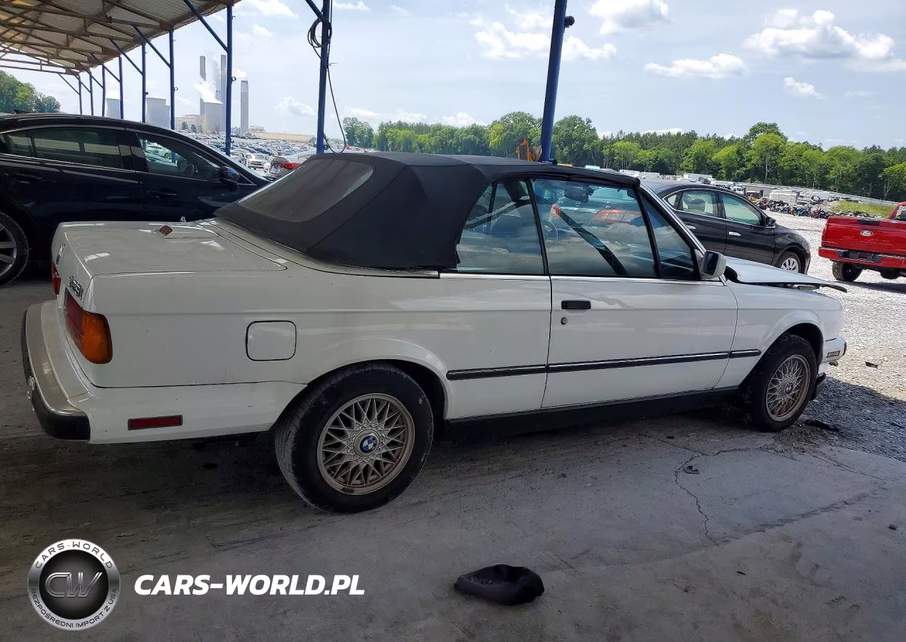 1990 BMW 325 Ic Automatic VIN:WBABB2313LEC23126 - 3