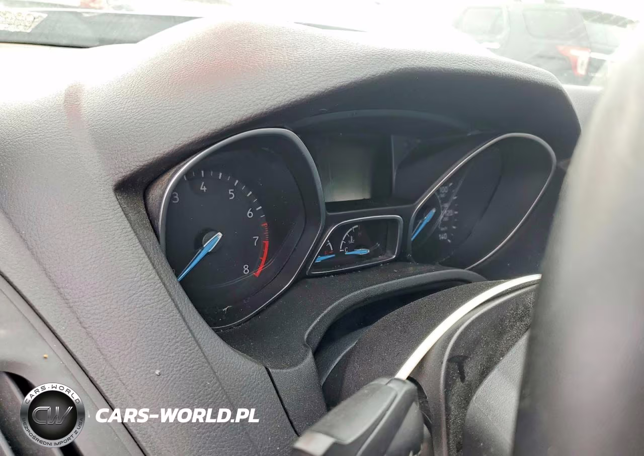 2015 Ford Focus Se VIN:1FADP3F29FL256707 - 9