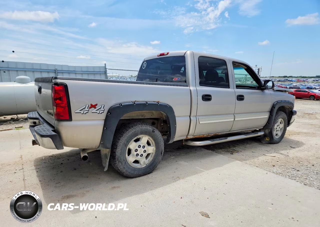 2004 Chevrolet Silverado K1500 VIN:2GCEK13T541409133 - 3