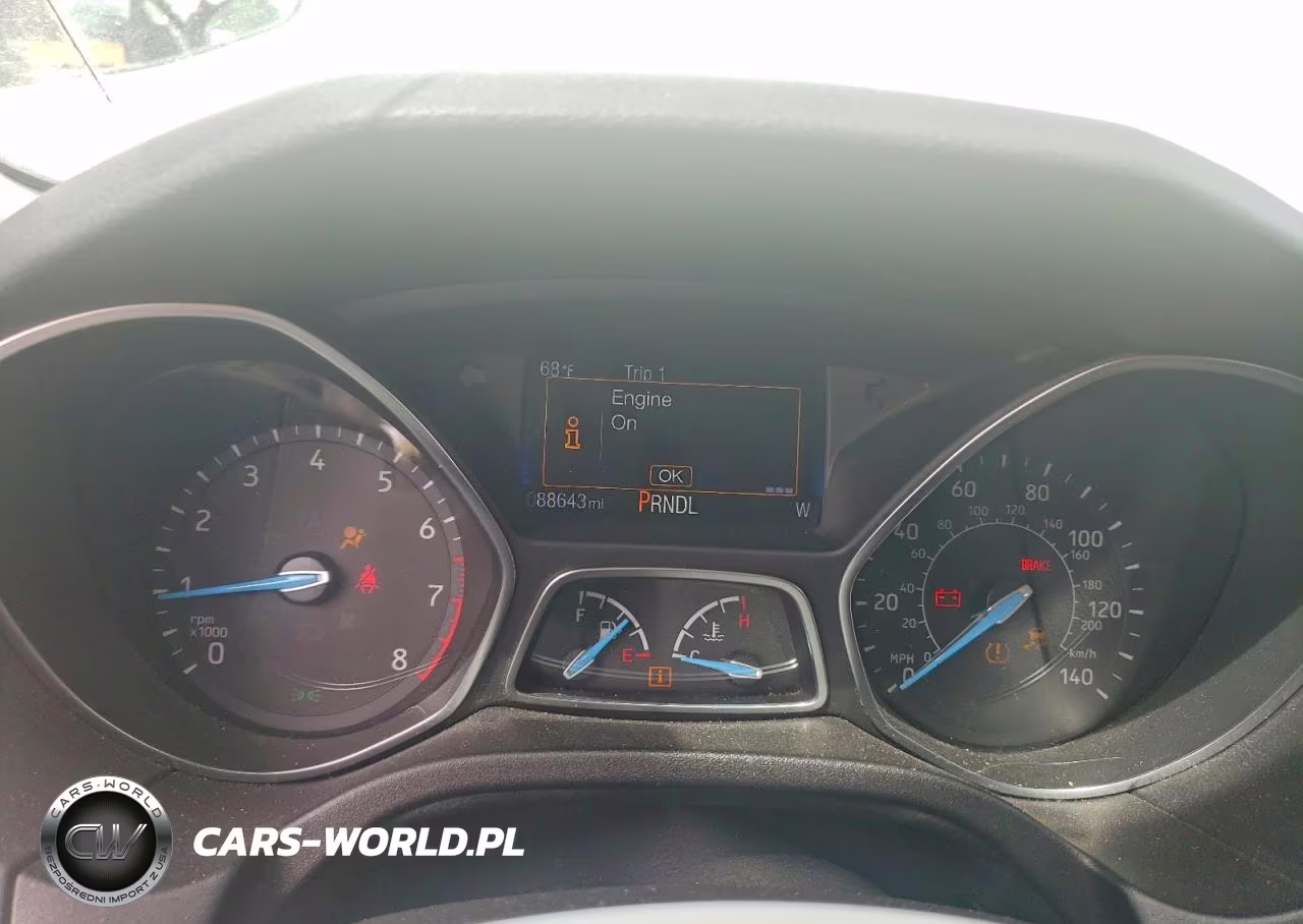 2017 Ford Focus Se VIN:1FADP3K22HL211469 - 9