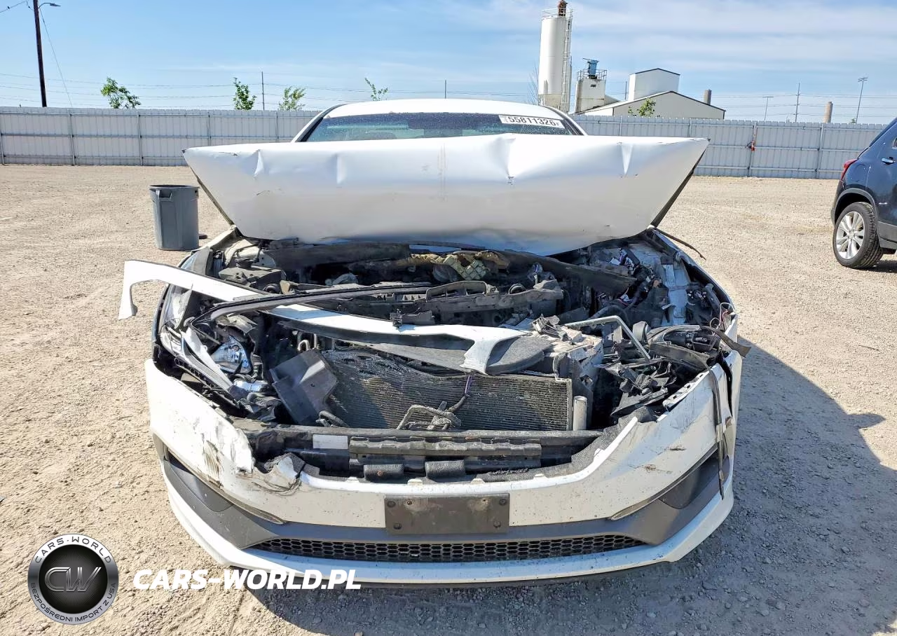 2015 Hyundai Sonata Sport VIN:5NPE34AF3FH095737 - 5