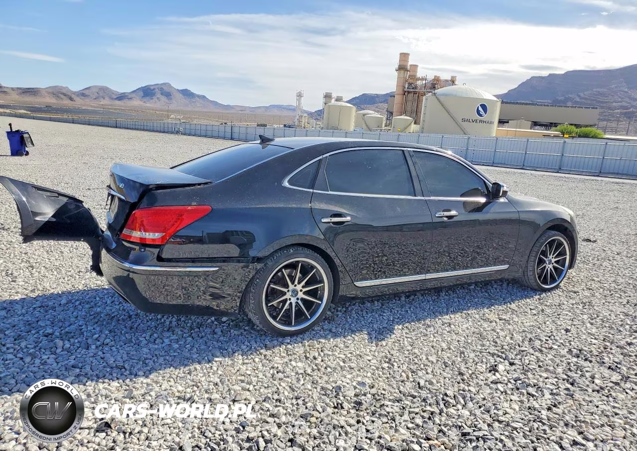 2011 Hyundai Equus Signature VIN:KMHGH4JF4BU036430 - 3