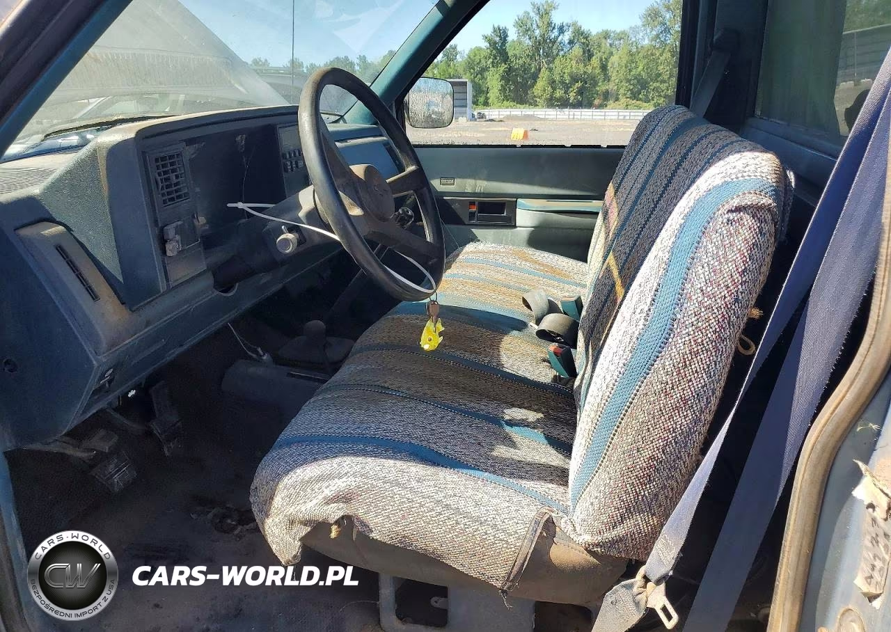 1988 Chevrolet C-K 1500 Series VIN:1GCDK14HXJE178228 - 7