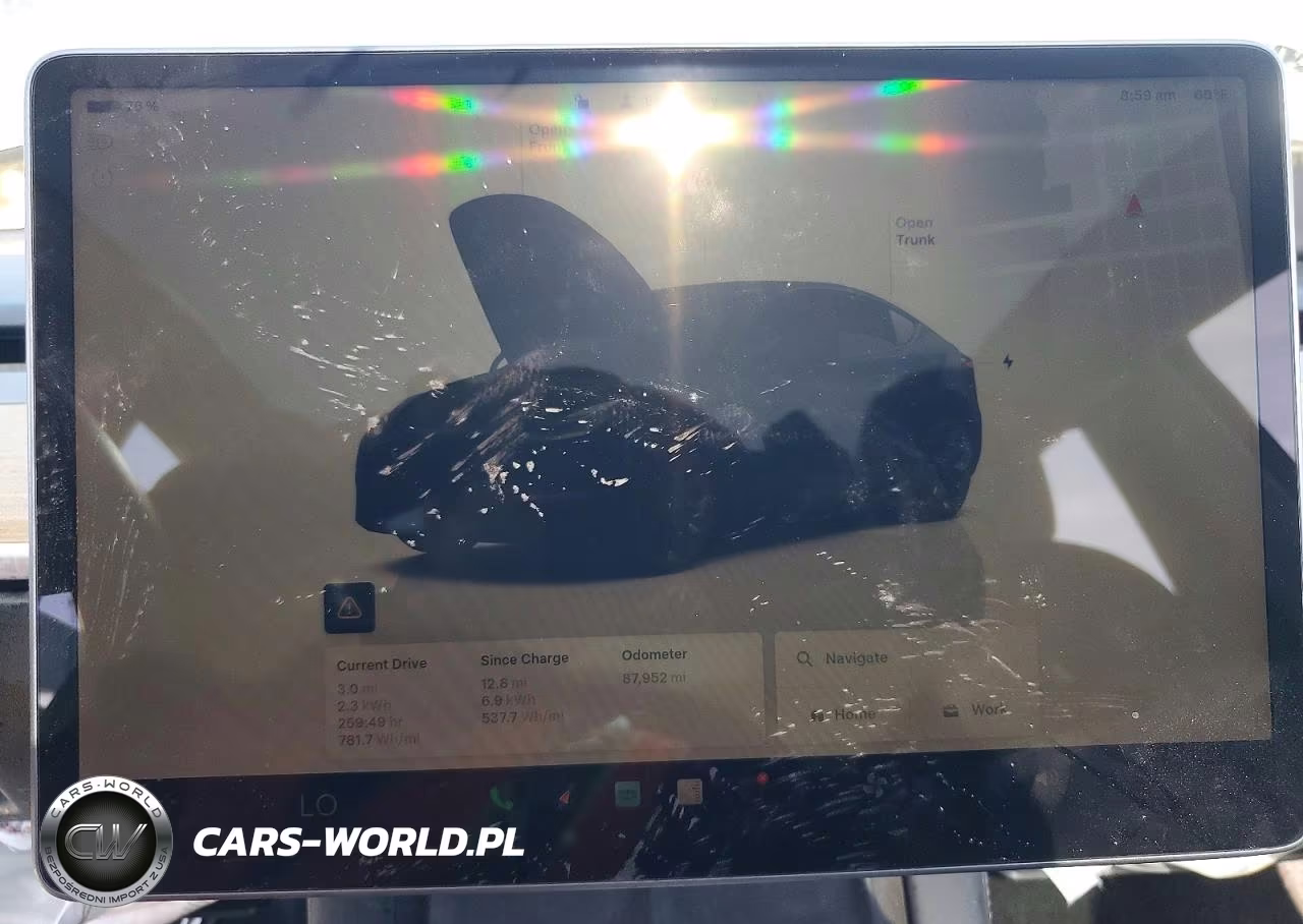 2022 Tesla Model Y VIN:7SAYGDEE8NF480617 - 9
