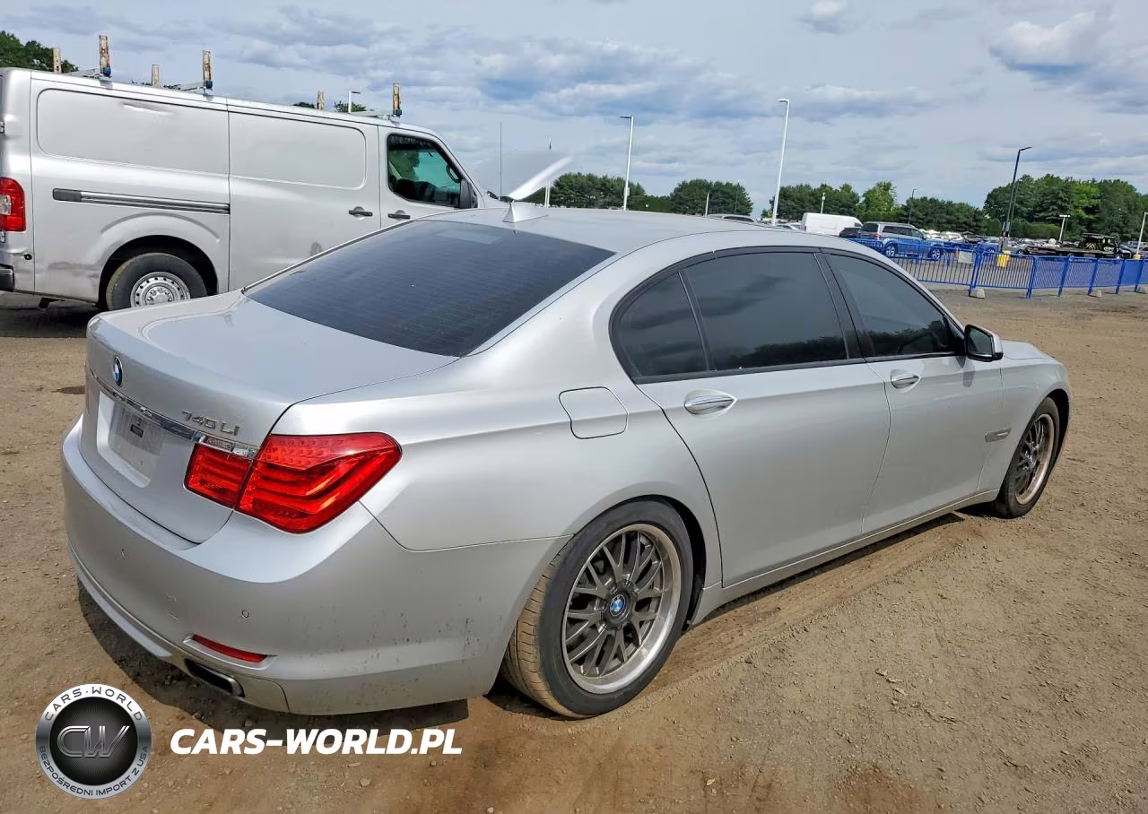 2012 BMW 740 Li VIN:WBAKB4C55CC576135 - 3