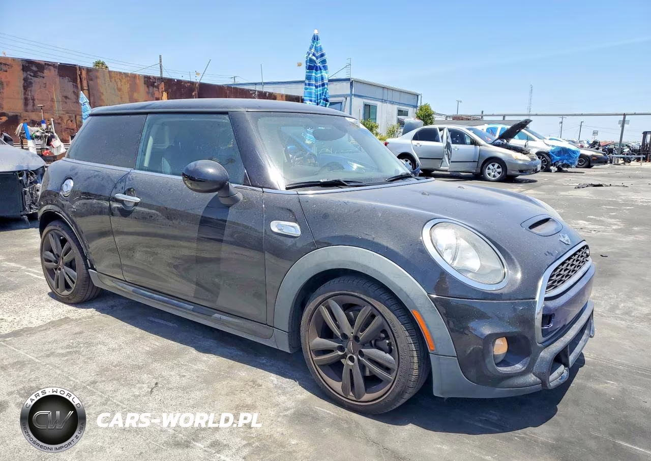 2018 Mini Cooper S VIN:WMWXP7C59J2A48466 - 4