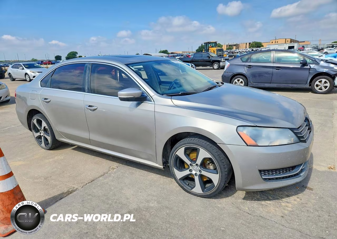 2013 Volkswagen Passat Se VIN:1VWBN7A31DC033666 - 4