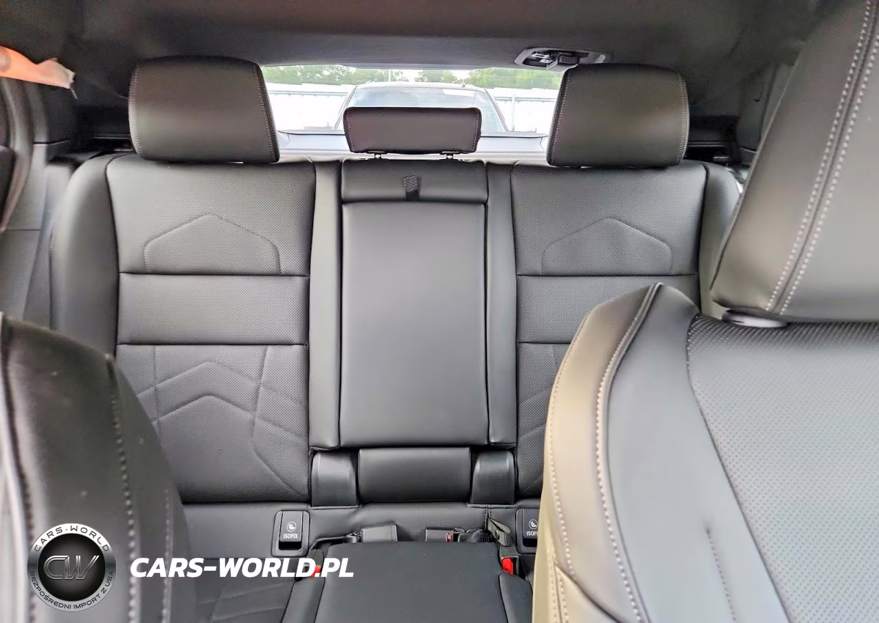 2025 BMW X2 xDrive28I VIN:WBX63GM00S5101276 - 10