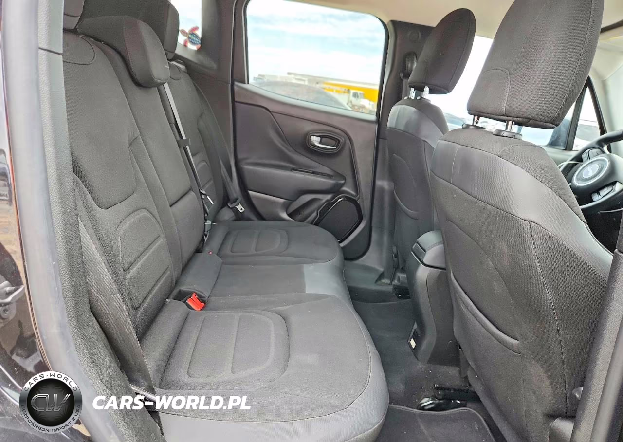 2016 Jeep Renegade Latitude VIN:ZACCJBBTXGPE15070 - 10