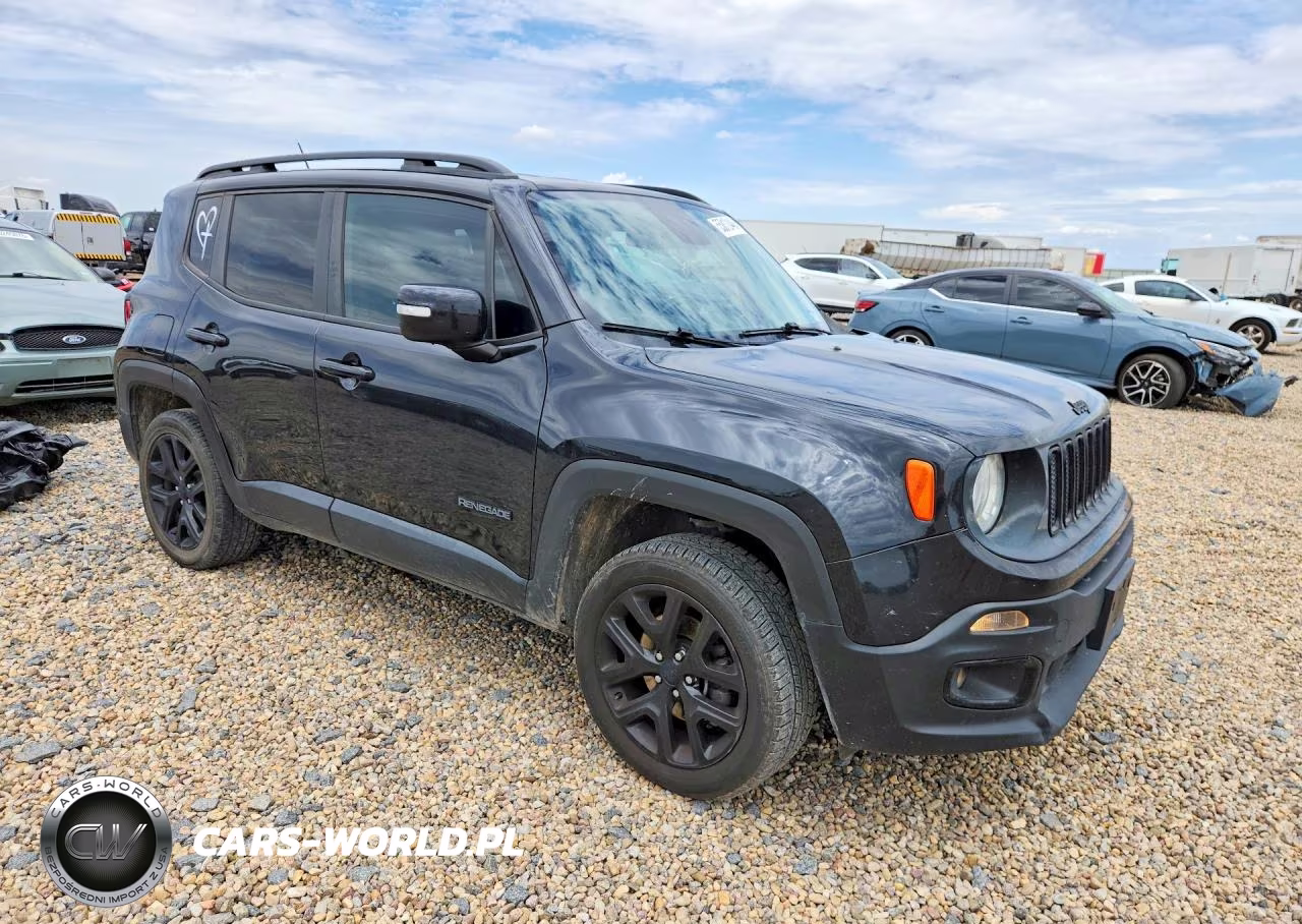 2016 Jeep Renegade Latitude VIN:ZACCJBBTXGPE15070 - 4
