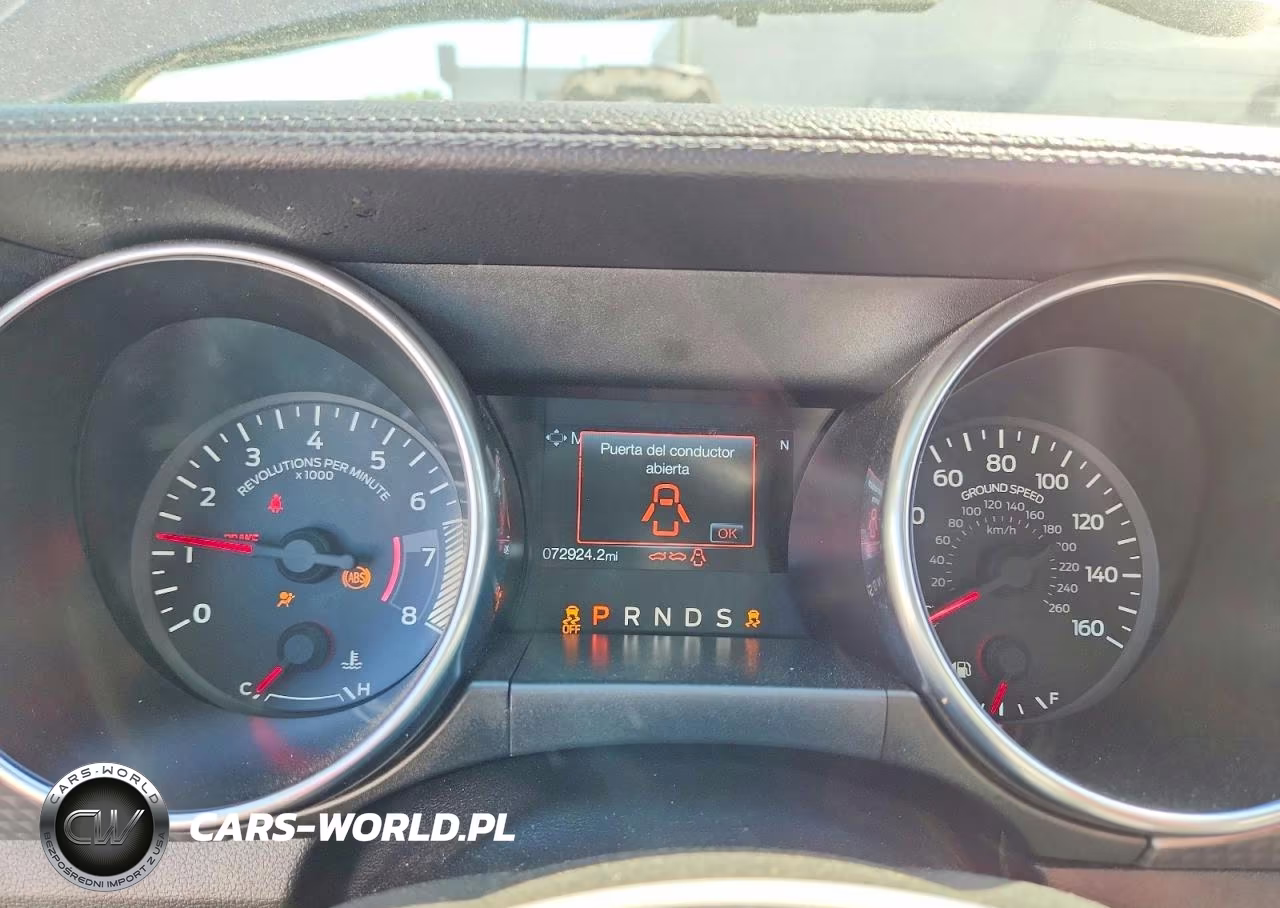 2020 Ford Mustang VIN:1FA6P8TD5L5172606 - 9
