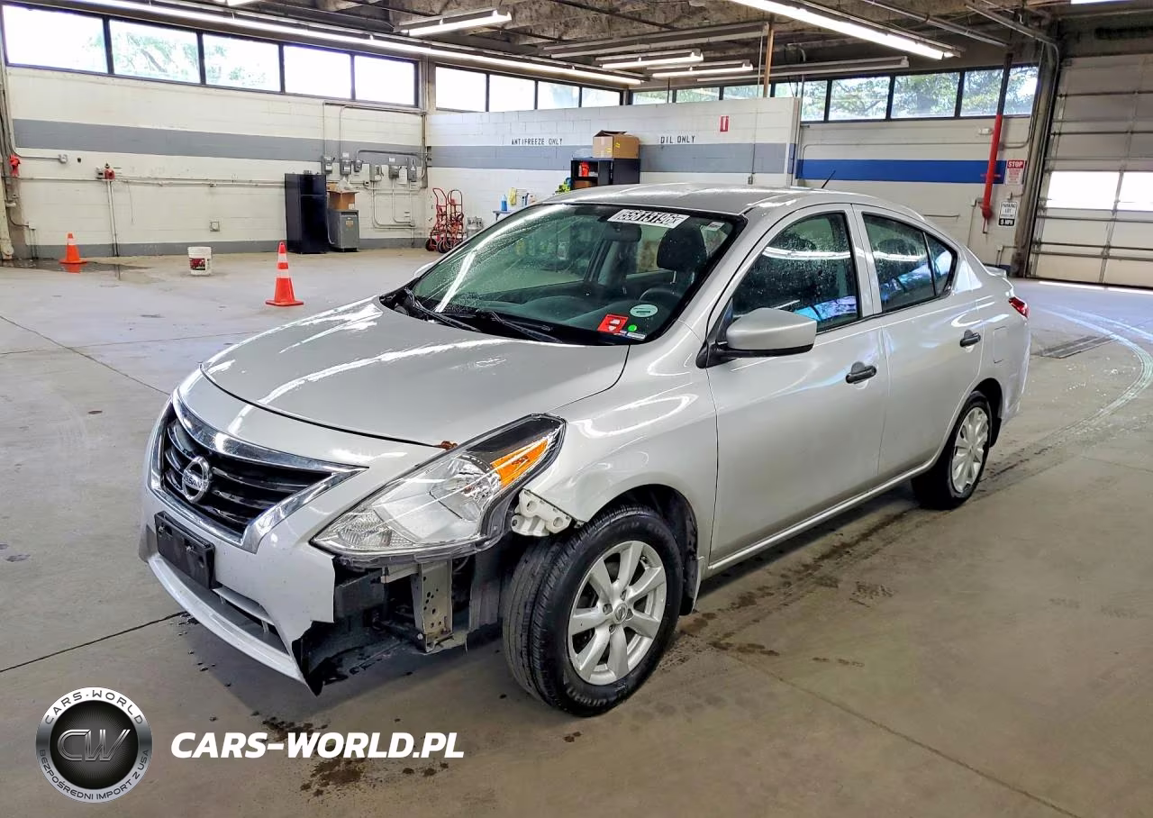 2019 Nissan Versa S Plus – zdjęcie 1 z 12