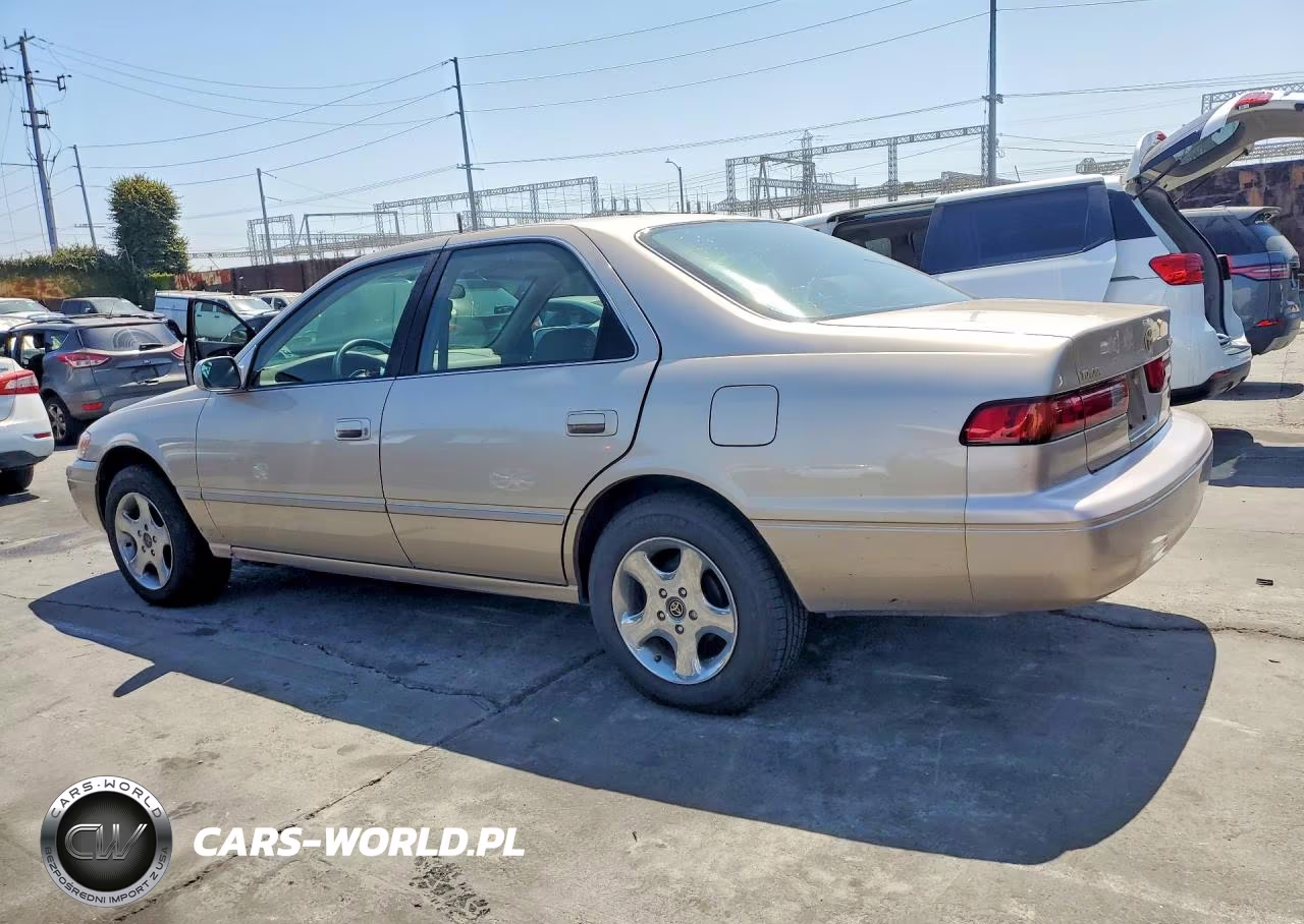 1997 Toyota Camry Le VIN:JT2BG22K8V0049252 - 2