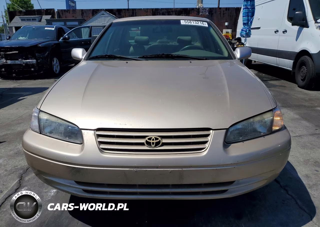 1997 Toyota Camry Le VIN:JT2BG22K8V0049252 - 5