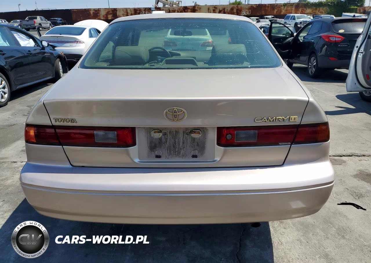 1997 Toyota Camry Le VIN:JT2BG22K8V0049252 - 6