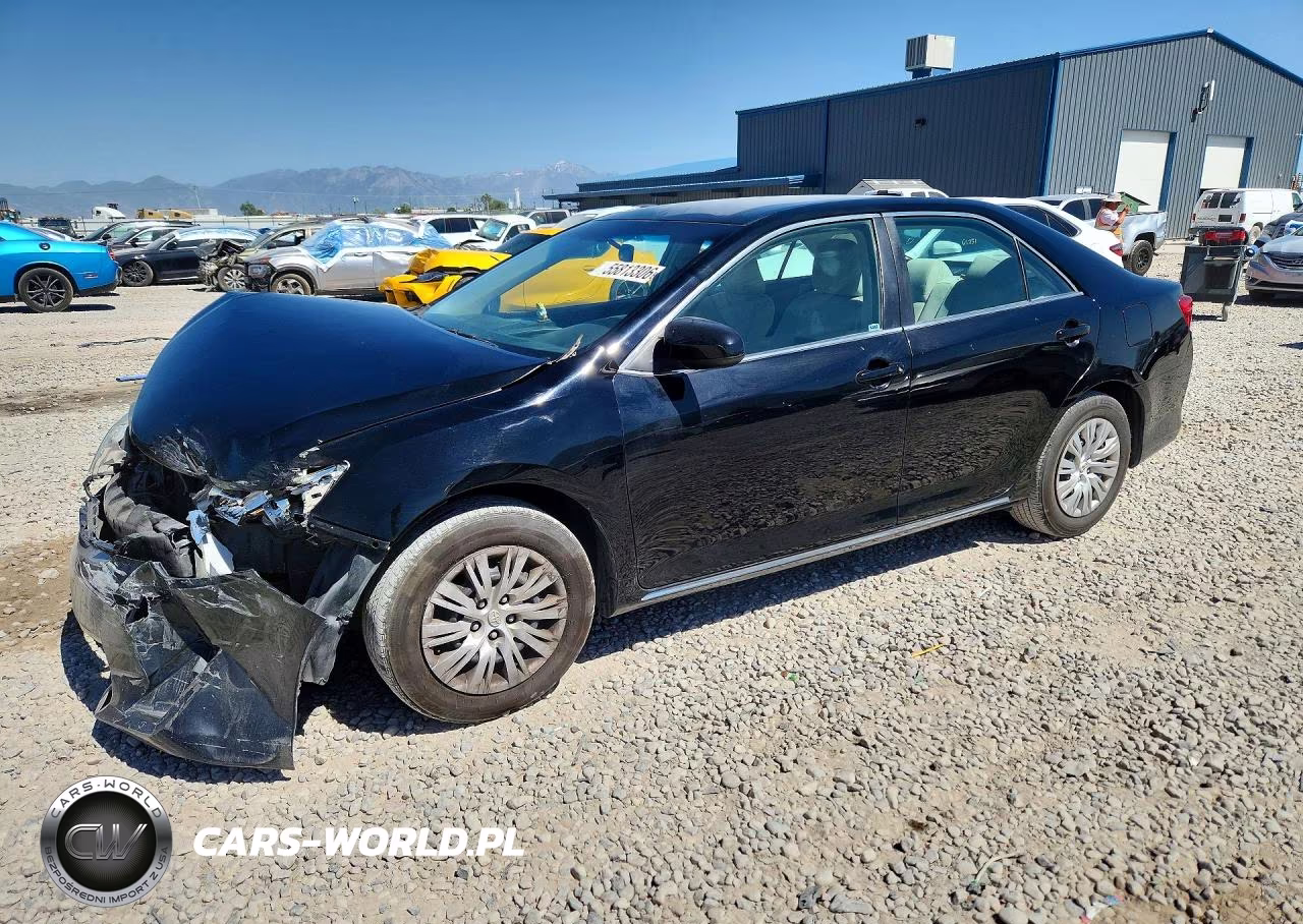 2013 Toyota Camry L – zdjęcie 1 z 13